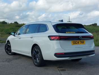 Used Volkswagen Passat 2024 for sale - 75076678: Photo