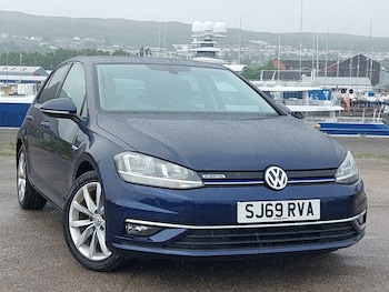 Volkswagen - Golf