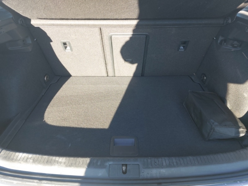 Used Volkswagen Golf 2018 for sale - 76579435: Photo 8