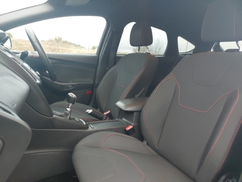 Used Ford Focus 2018 for sale - 76880252: Photo 5