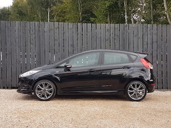 Used Ford Fiesta 2017 for sale - 76125515: Photo 4