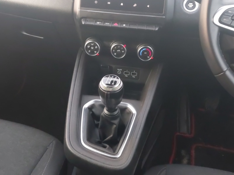 Used Renault Clio 2020 for sale - 76963873: Photo 11