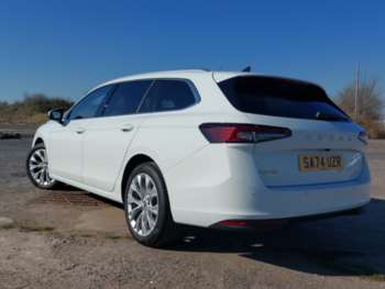 Used Skoda Superb 2024 for sale - 74240844: Photo