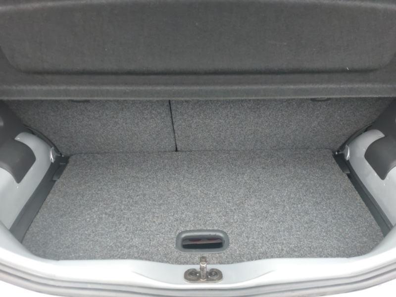 Used Volkswagen up! 2014 for sale - 77015047: Photo 8