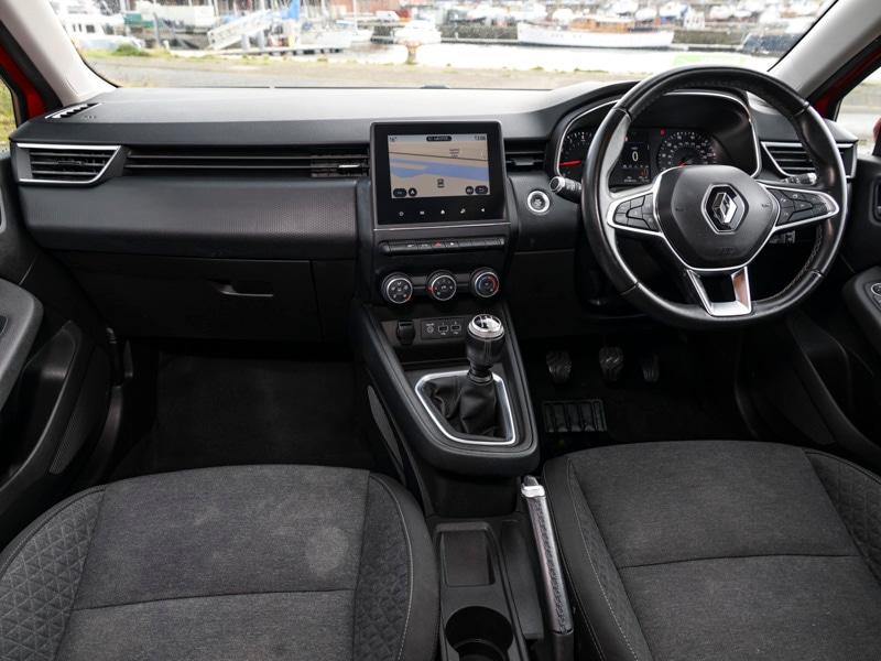 Used Renault Clio 2020 for sale - 76893516: Photo 2