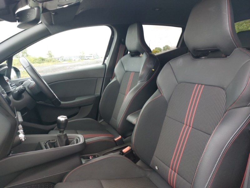 Used Renault Clio 2023 for sale - 76602328: Photo 5