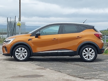 Used Renault Captur 2020 for sale - 79592019: Photo