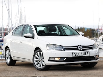 Volkswagen - Passat