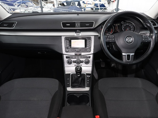 Used Volkswagen Passat 2013 for sale - 76309230: Photo 4