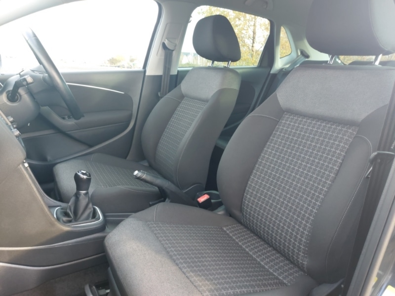 Used Volkswagen Polo 2017 for sale - 76269159: Photo 5