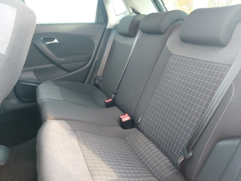 Used Volkswagen Polo 2017 for sale - 76269159: Photo 6