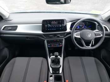 Used Volkswagen T-Roc 2024 for sale - 74892173: Photo