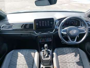 Used Volkswagen T-Roc 2024 for sale - 74860652: Photo
