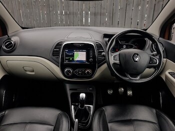 Used Renault Captur 2019 for sale - 78326873: Photo