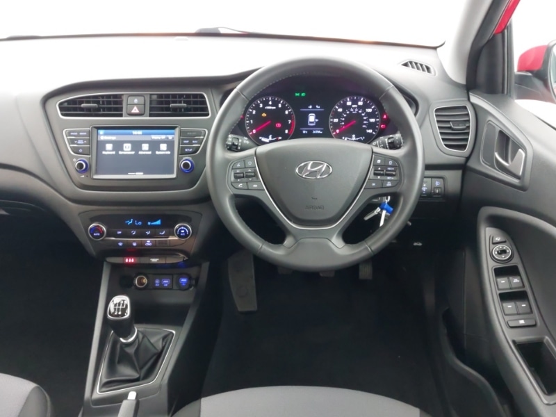 Used Hyundai i20 2018 for sale - 76125481: Photo 7