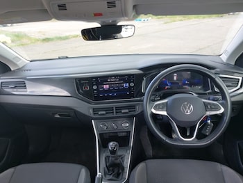 Used Volkswagen Polo 2024 for sale - 79529371: Photo