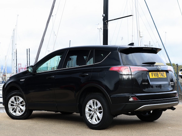Used Toyota RAV4 2018 for sale - 76233691: Photo 14