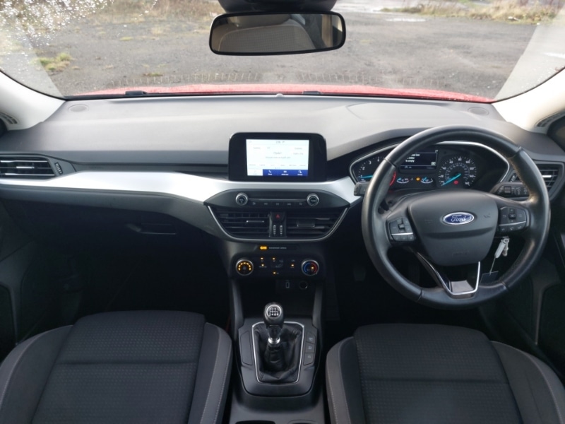 Used Ford Focus 2018 for sale - 76683571: Photo 2