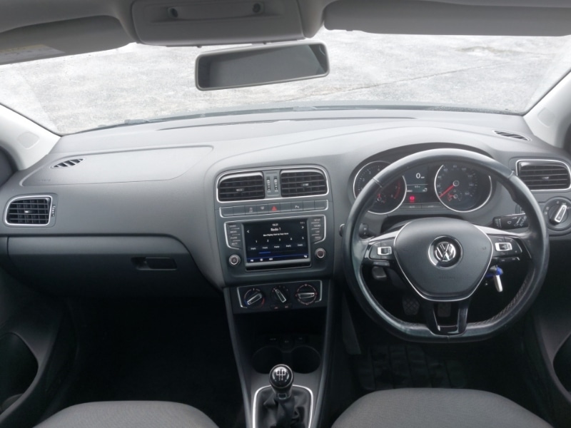 Used Volkswagen Polo 2017 for sale - 77761638: Photo 2