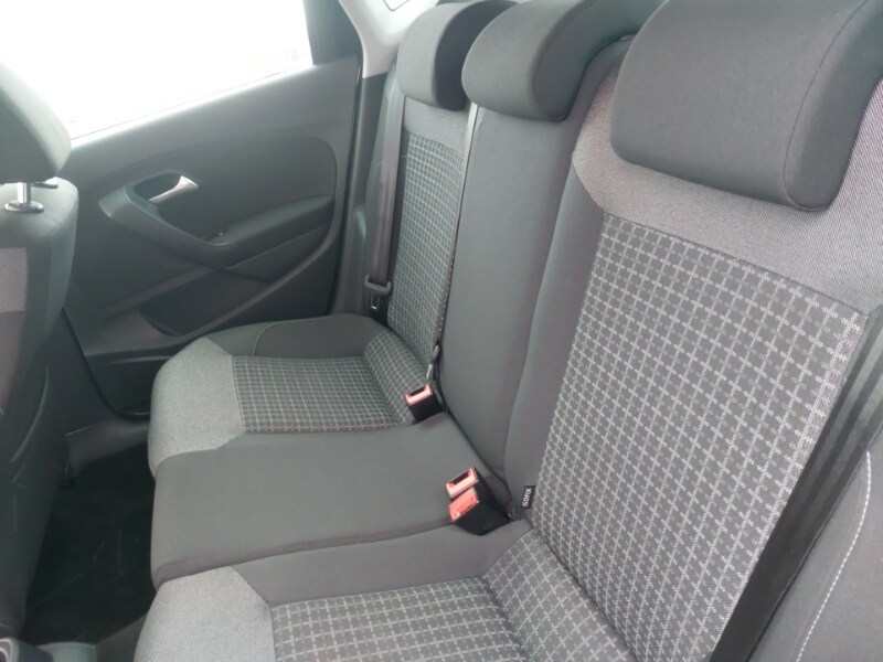 Used Volkswagen Polo 2017 for sale - 77761638: Photo 6