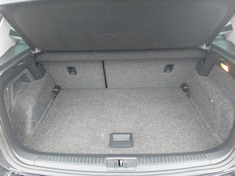 Used Volkswagen Polo 2017 for sale - 77761638: Photo 8