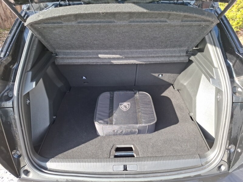 Used Peugeot 2008 2022 for sale - 77964017: Photo 8