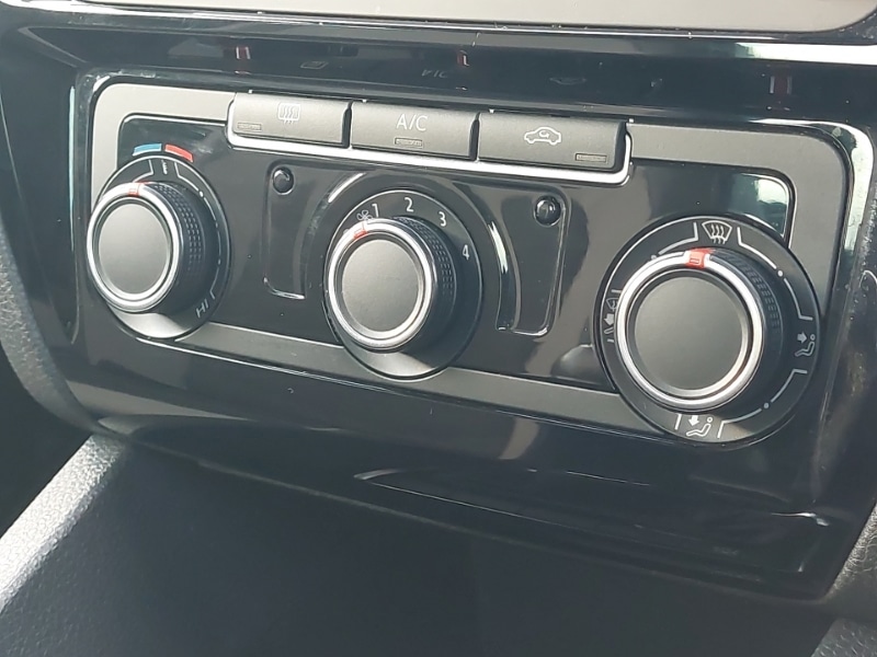 Used Volkswagen Jetta 2015 for sale - 76970256: Photo 14