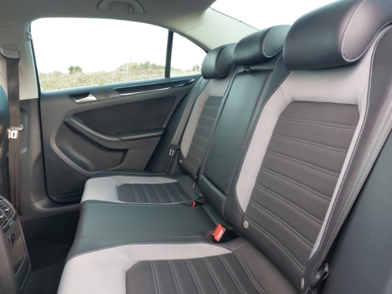 Used Volkswagen Jetta 2015 for sale - 76970256: Photo 6