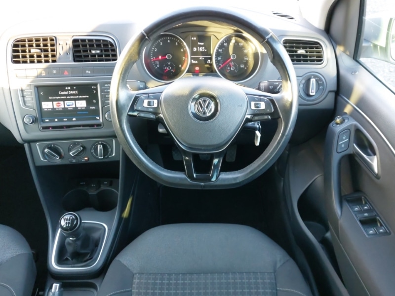 Used Volkswagen Polo 2017 for sale - 76630723: Photo 7