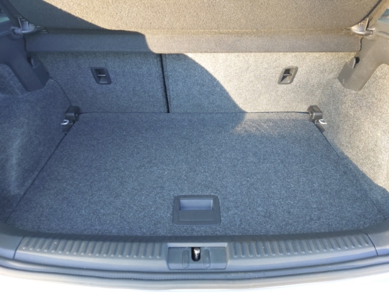 Used Volkswagen Polo 2017 for sale - 76630723: Photo 8