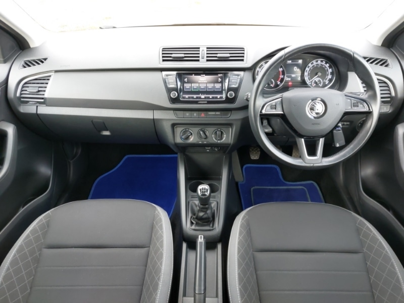 Used Skoda Fabia 2019 for sale - 76915647: Photo 2