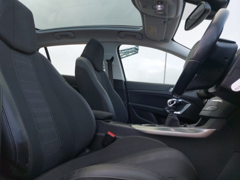 Used Peugeot 308 2018 for sale - 77531055: Photo 17