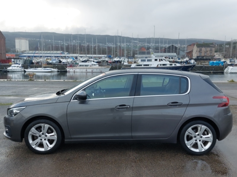 Used Peugeot 308 2018 for sale - 77531055: Photo 4
