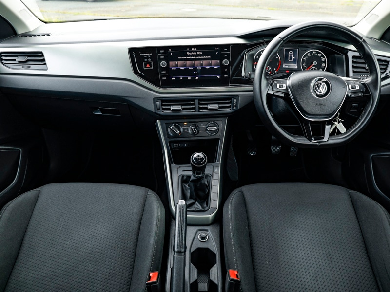 Used Volkswagen Polo 2019 for sale - 76397350: Photo 2