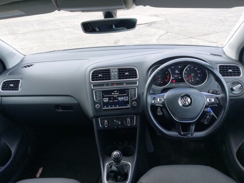 Used Volkswagen Polo 2017 for sale - 77856180: Photo 2