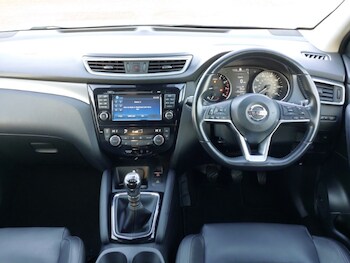 Used Nissan Qashqai 2018 for sale - 77433049: Photo