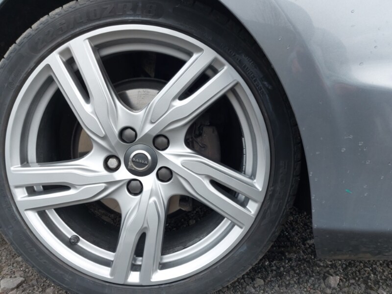 Used Volvo V40 2018 for sale - 77518234: Photo 9