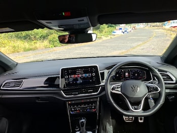 Used Volkswagen T-Roc 2022 for sale - 79356672: Photo