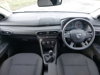 Used Dacia Sandero 2022 for sale - 76145555: Photo 2