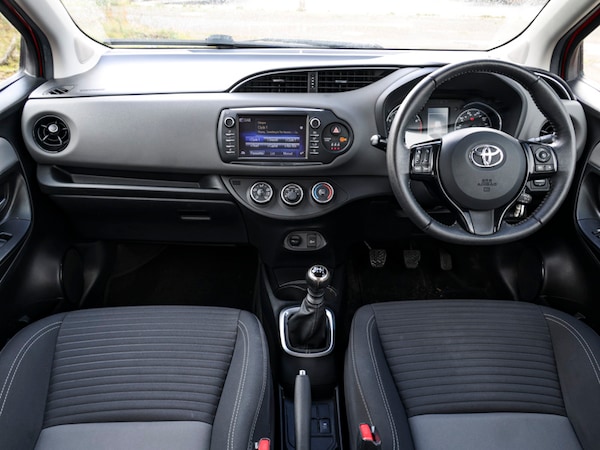 Used Toyota Yaris 2019 for sale - 76150962: Photo 2