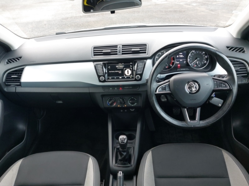 Used Skoda Fabia 2017 for sale - 77874109: Photo 2