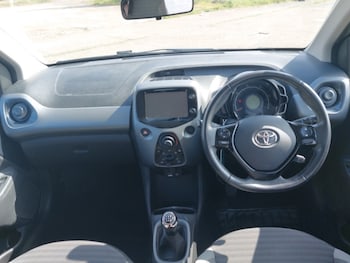 Used Toyota AYGO 2019 for sale - 78369513: Photo