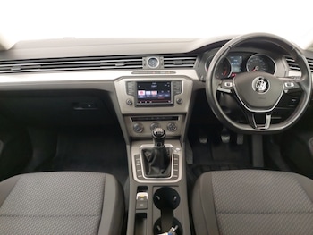 Used Volkswagen Passat 2016 for sale - 76204889: Photo 2