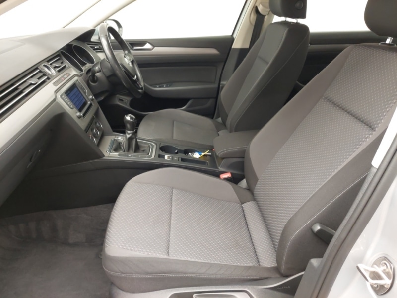 Used Volkswagen Passat 2016 for sale - 76204889: Photo 5