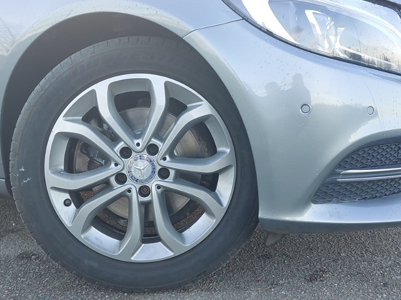 Used Mercedes-Benz C Class 2015 for sale - 77130227: Photo 9