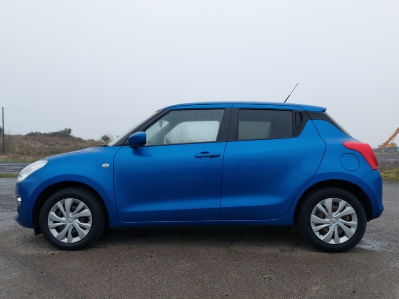 Used Suzuki Swift 2019 for sale - 76920416: Photo 4