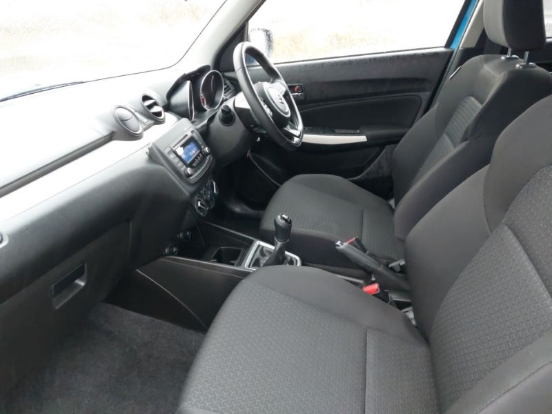 Used Suzuki Swift 2019 for sale - 76920416: Photo 5