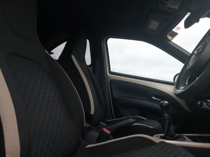 Used Toyota Aygo X 2023 for sale - 77338392: Photo 17