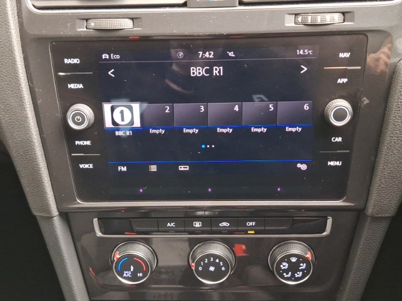 Used Volkswagen Golf 2019 for sale - 77289657: Photo 15