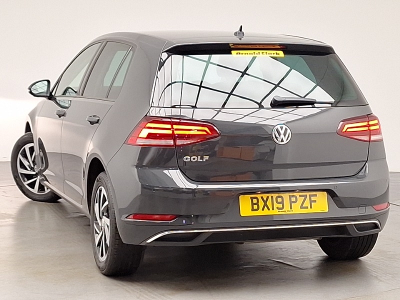 Used Volkswagen Golf 2019 for sale - 77289657: Photo 3